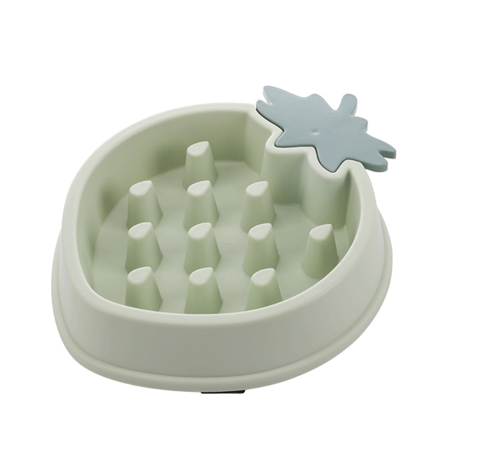 Chenpet Custom Strawberry Shape Pet Puzzle Leak Proof Slow Food Bowl