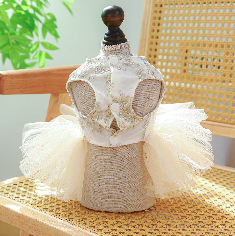 Chenpet Wholesale New Design Pet Dresses White Dog Dresses