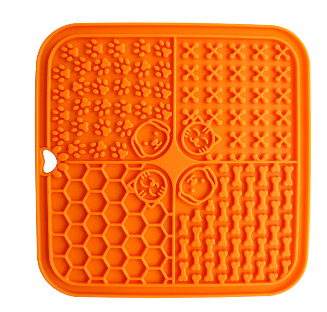 Chenpet Hot Selling Silicone Pet Lick Mats