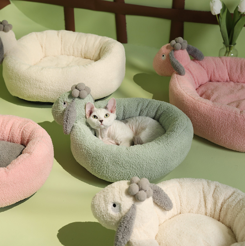 Chenpet Hot Selling Little Sheep Winter Pet Fleece Beds